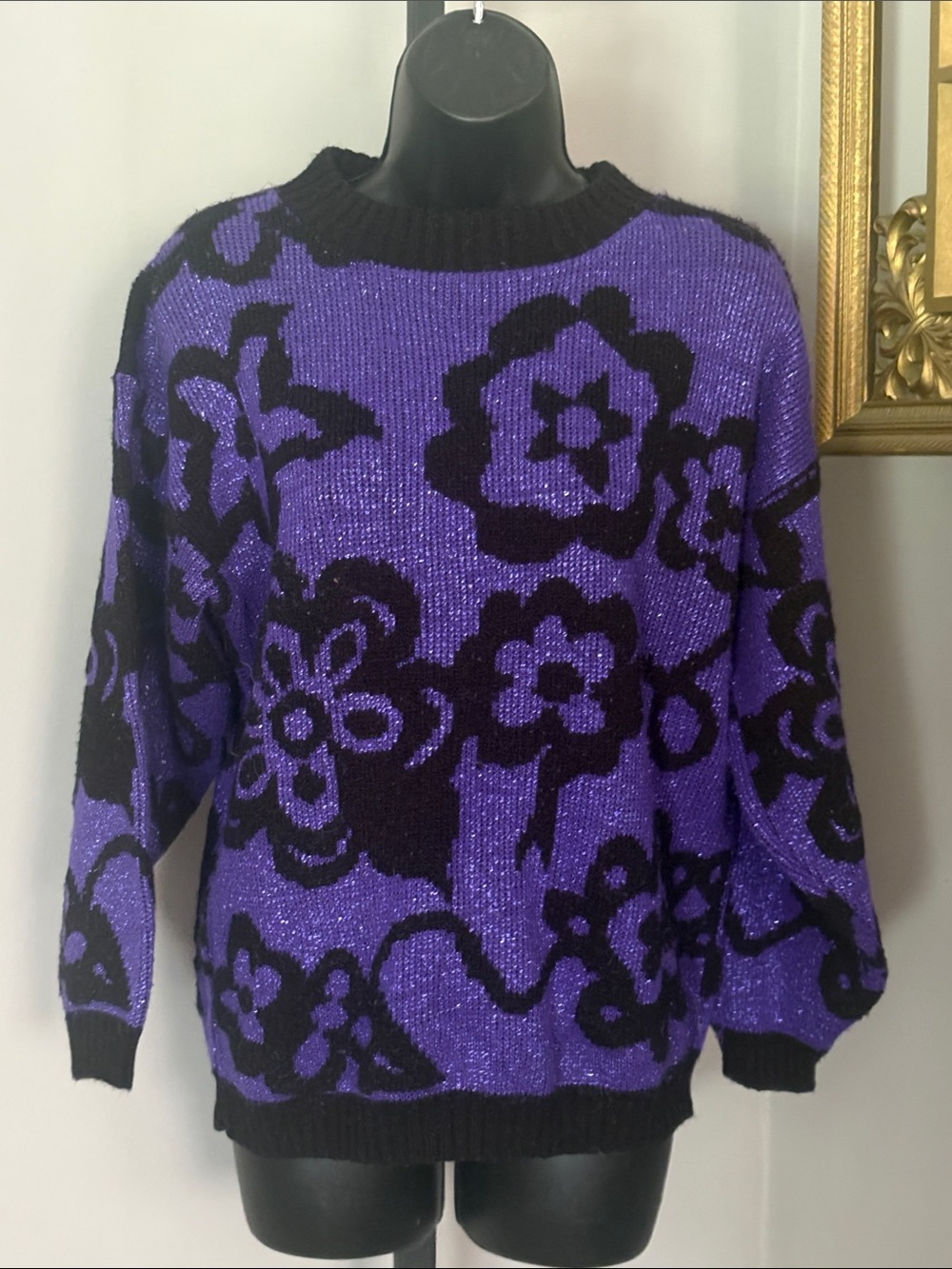 VINTAGE Jolie Small Black & Purple Floral Crewneck Sweater
